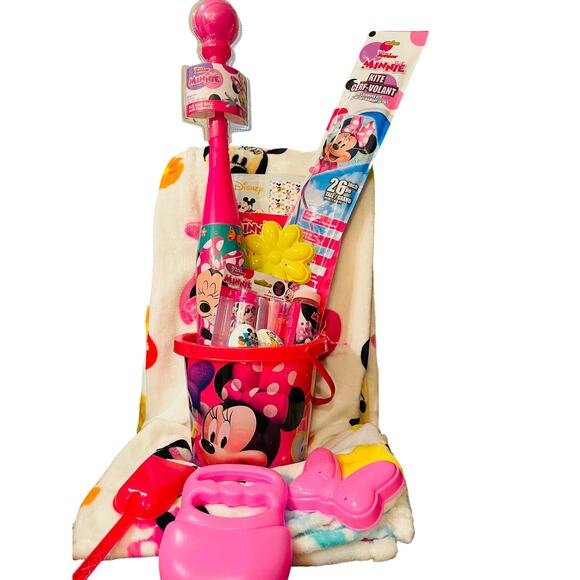 Minnie Mouse Easter bundle sand Pail with sand toys 50 by 70 Easter throw Minnie